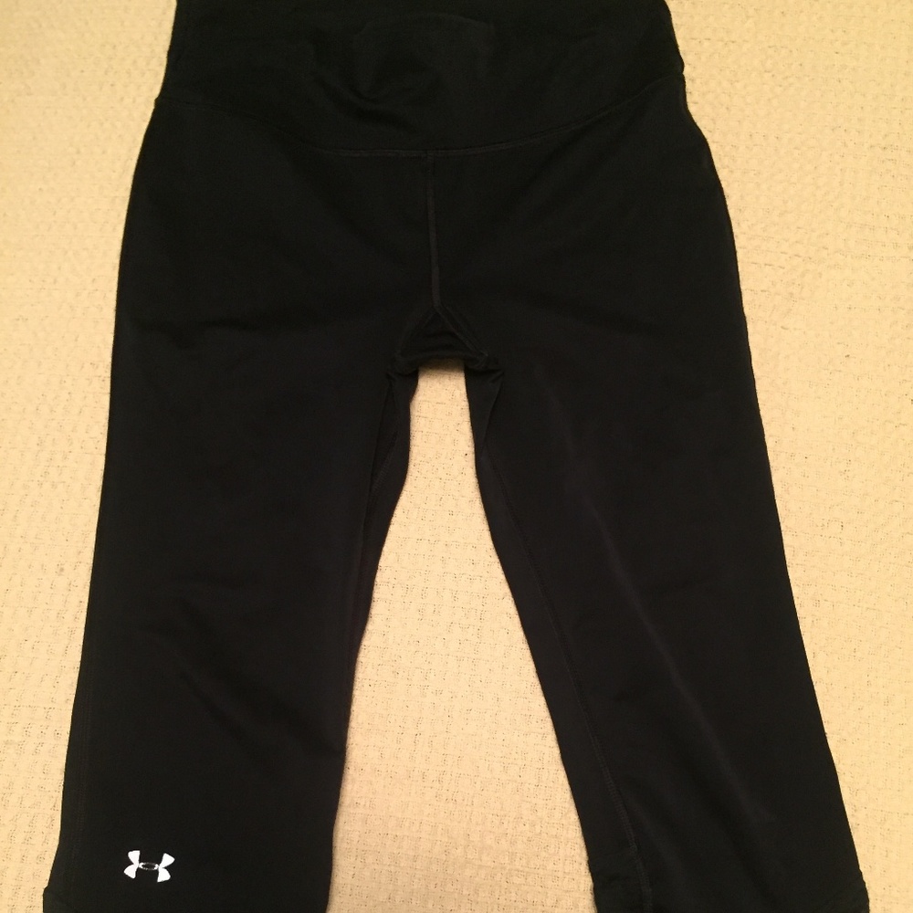 Under Armor Crop Leggings